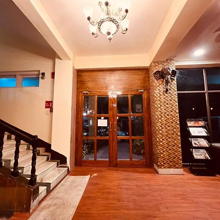 Hotel Bluemoon Guwahati Exterior foto